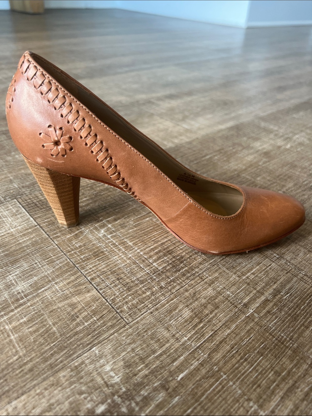 Jack Rogers Gallant Leather Brown Close Toe Pumps size 6.5 - Picture 5 of 11